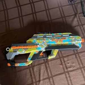 Kids Halloween costume camo rifle